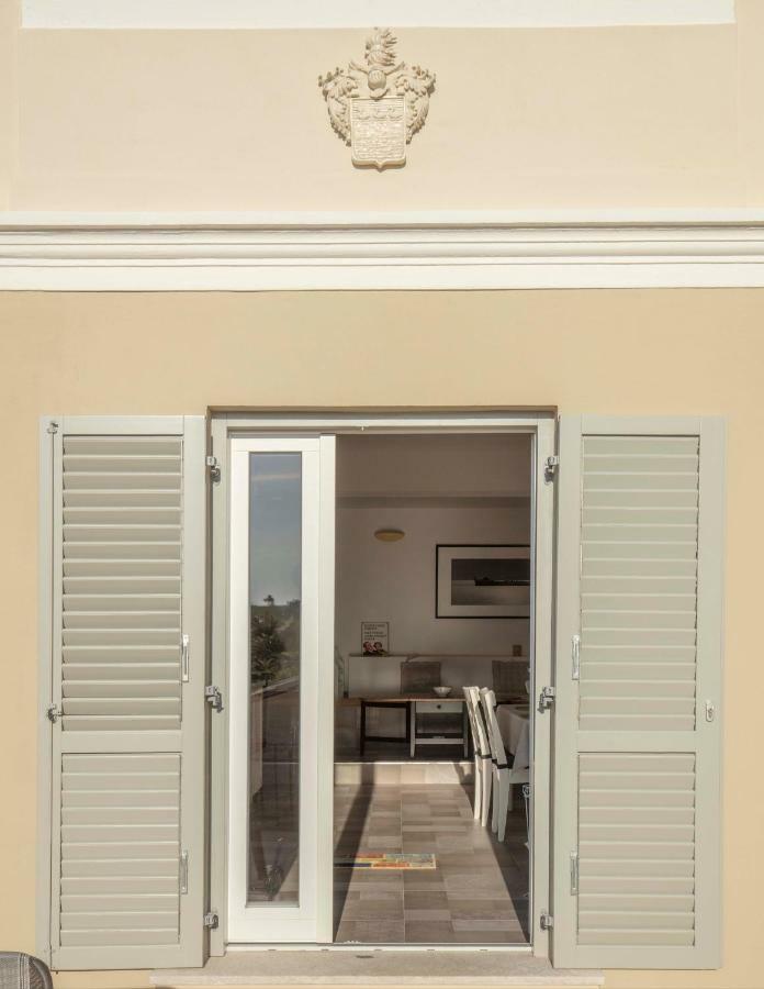 Apartments Villa Adrienne مالي لوشينغْ المظهر الخارجي الصورة